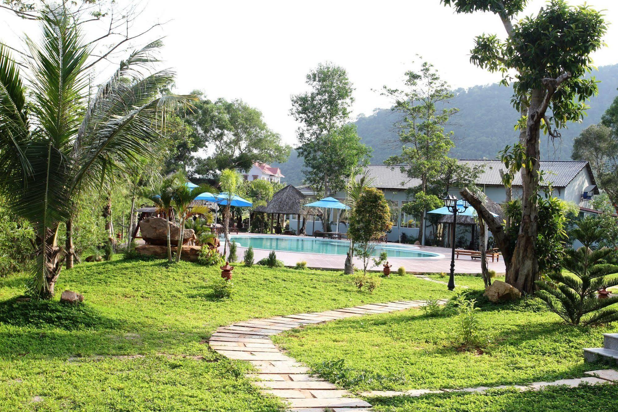 Resort Montana Фукуок Екстер'єр фото